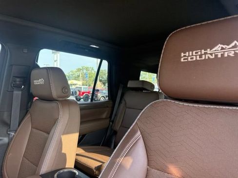 Used 2023 Chevrolet Tahoe High Country w/ Premium Package AWD/4WD image 8