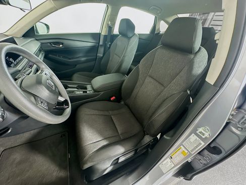 Used 2023 Honda Accord LX image 13