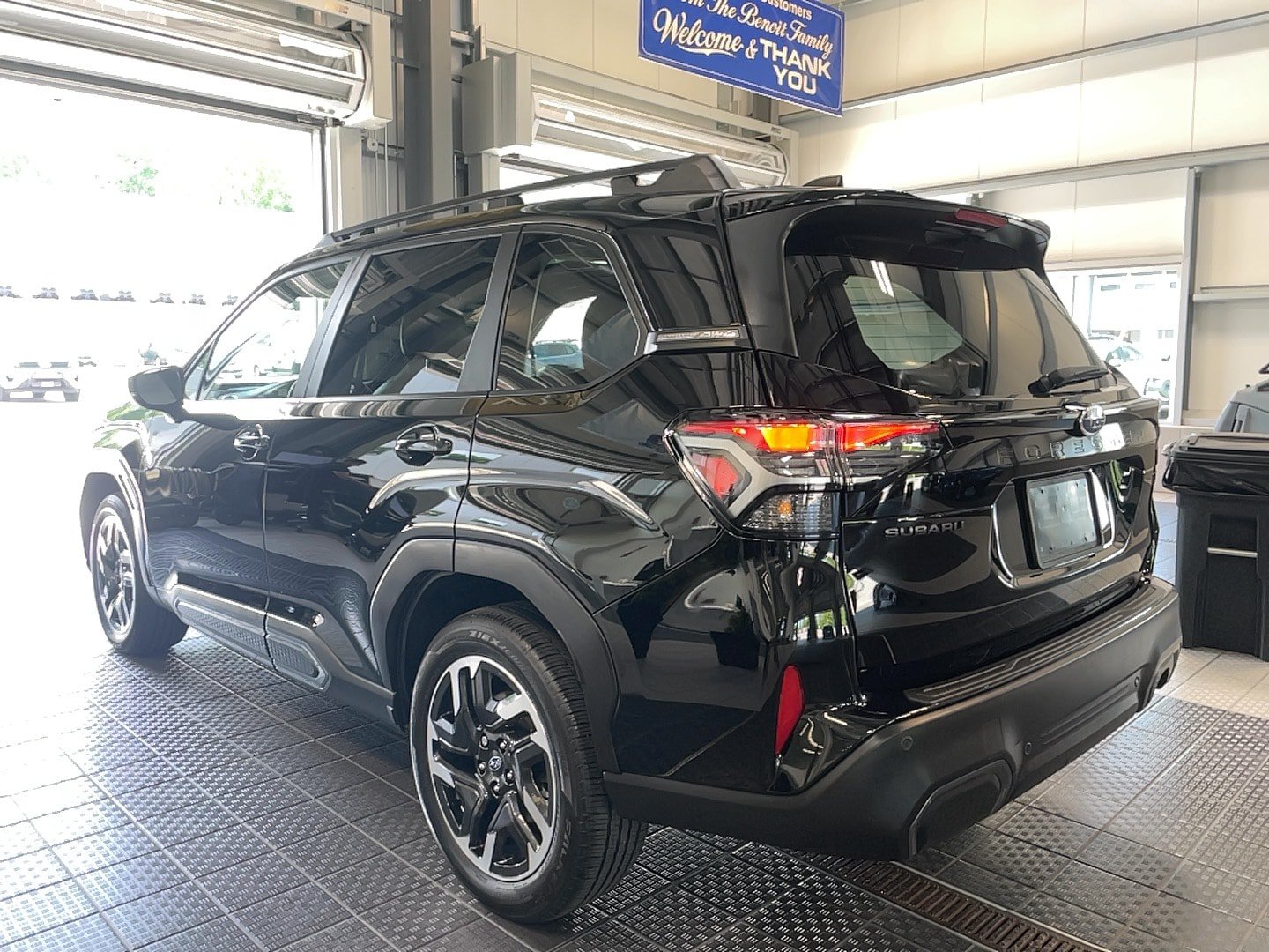 Used 2025 Subaru Forester Limited AWD/4WD image 21