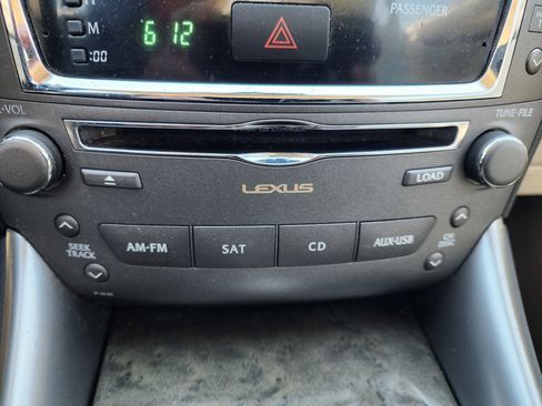 Used 2010 Lexus IS 350C image 28