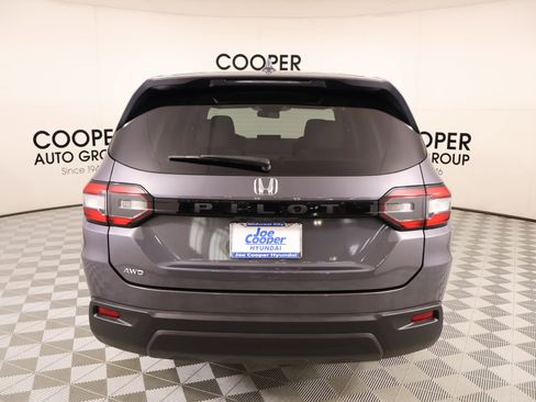 Used 2023 Honda Pilot LX image 21