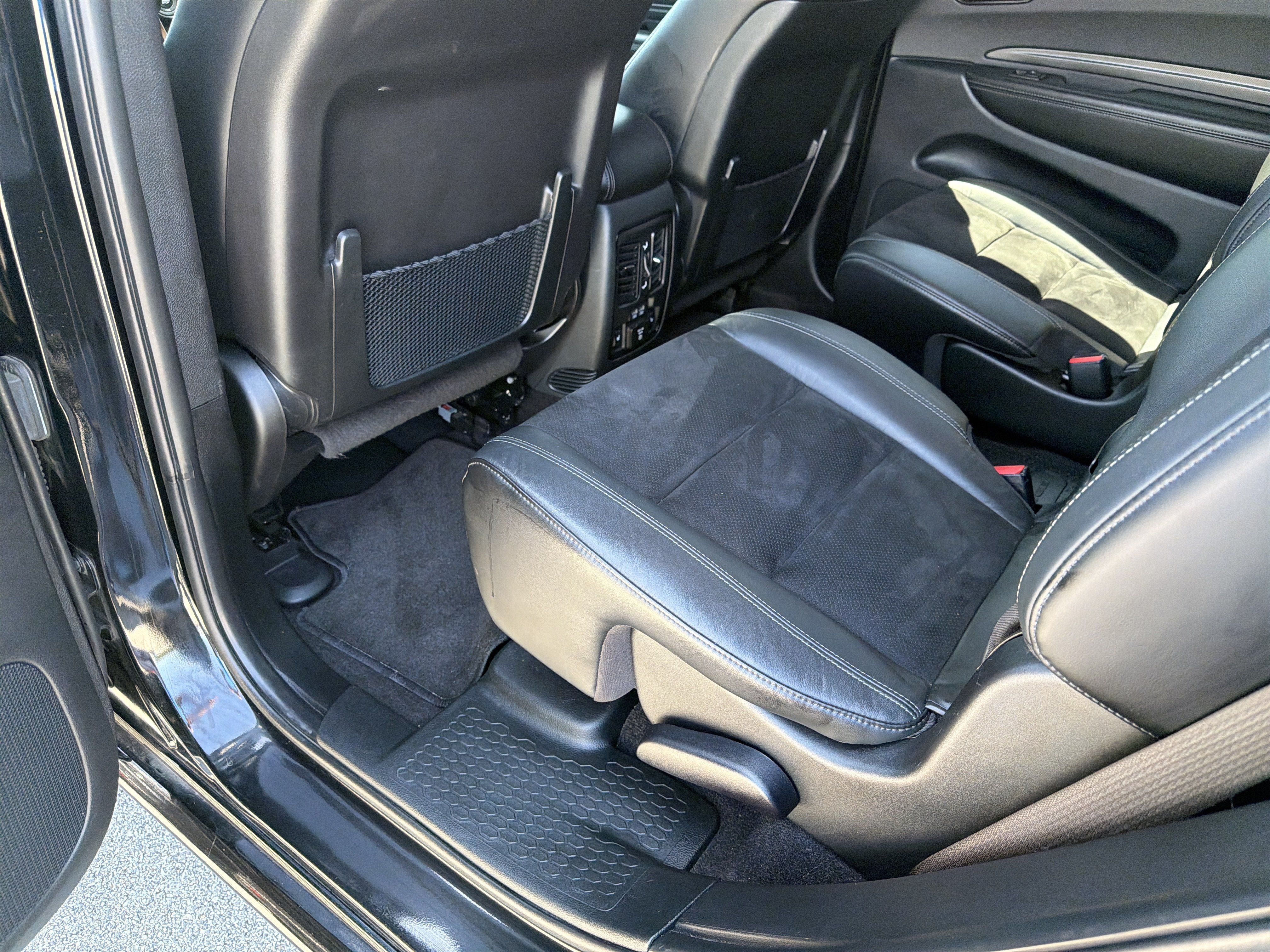 Used 2022 Dodge Durango GT AWD/4WD image 18