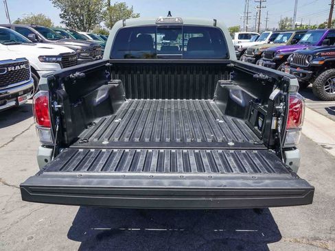 Used 2023 Toyota Tacoma TRD Off-Road w/ Technology Package RWD image 25