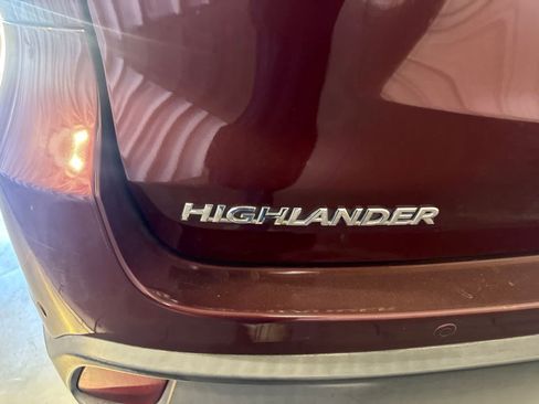 Used 2015 Toyota Highlander Limited FWD image 13