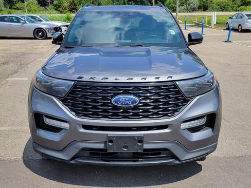 Used 2022 Ford Explorer ST-Line w/ Class IV Trailer Tow Package AWD/4WD image 8