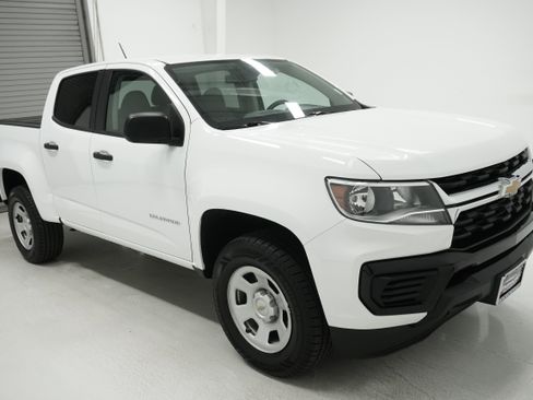 Used 2022 Chevrolet Colorado W/T w/ WT Convenience Package image 3
