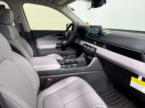 Used 2025 Honda Pilot EX-L image 46