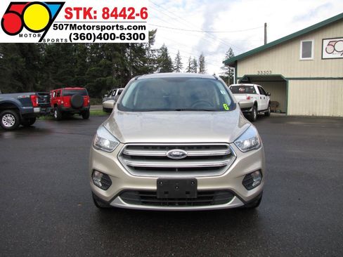 Used 2017 Ford Escape SE FWD image 10
