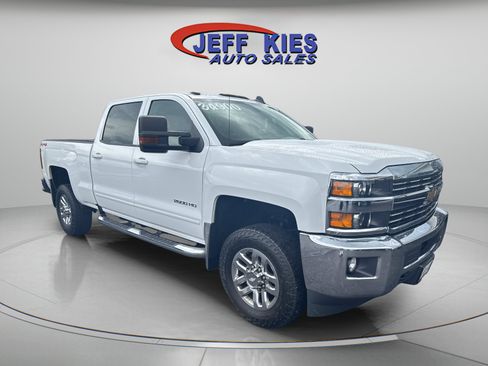 Used 2018 Chevrolet Silverado 2500 LT w/ All Star Edition AWD/4WD image 3