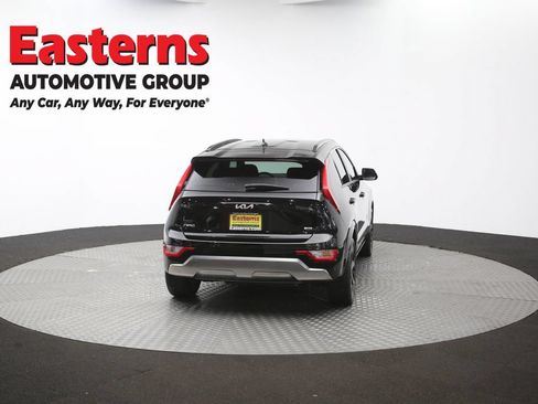 Used 2023 Kia Niro EX Touring FWD image 36