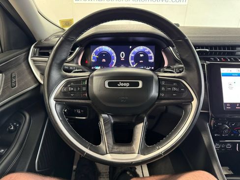 Used 2021 Jeep Grand Cherokee L Limited AWD/4WD image 37