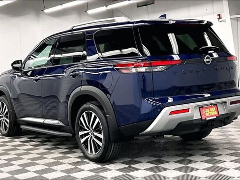 New 2025 Nissan Pathfinder Platinum w/ Lighting Package (N93) image 4