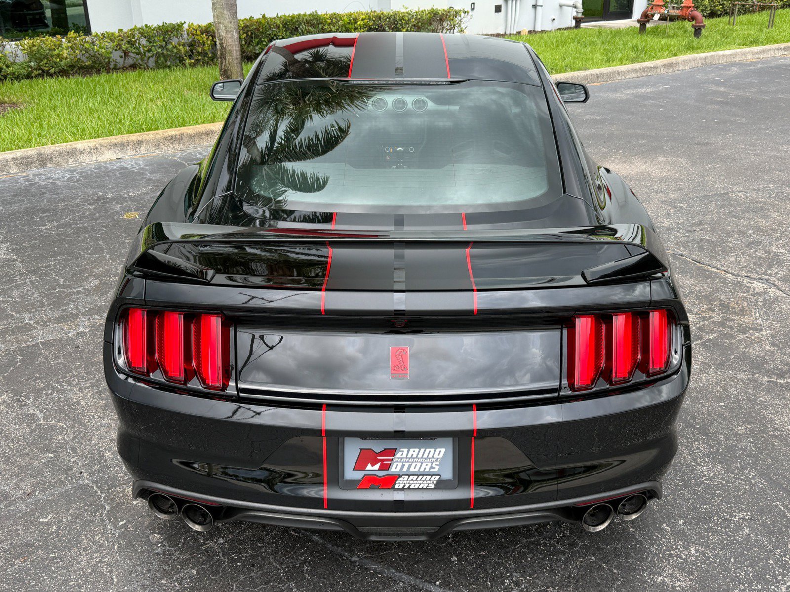 Used 2017 Ford Mustang Shelby GT350R w/ GT350R Equipment Group 920A RWD image 24