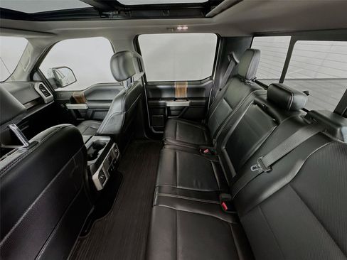 Used 2017 Ford F150 Lariat w/ Equipment Group 502A Luxury AWD/4WD image 11