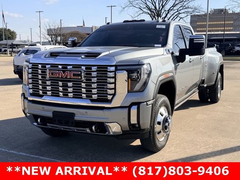Used 2024 GMC Sierra 3500 Denali w/ Denali Reserve Package image 1