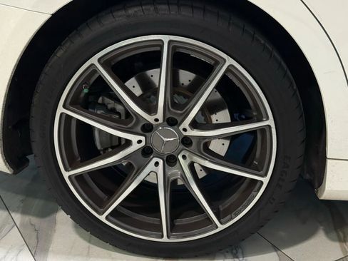 Used 2019 Mercedes-Benz S 560 Sedan image 31