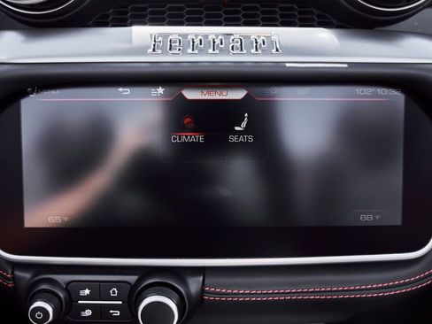 Used 2020 Ferrari Portofino RWD image 72