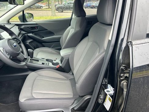 Used 2024 Subaru Crosstrek 2.0i AWD/4WD image 16