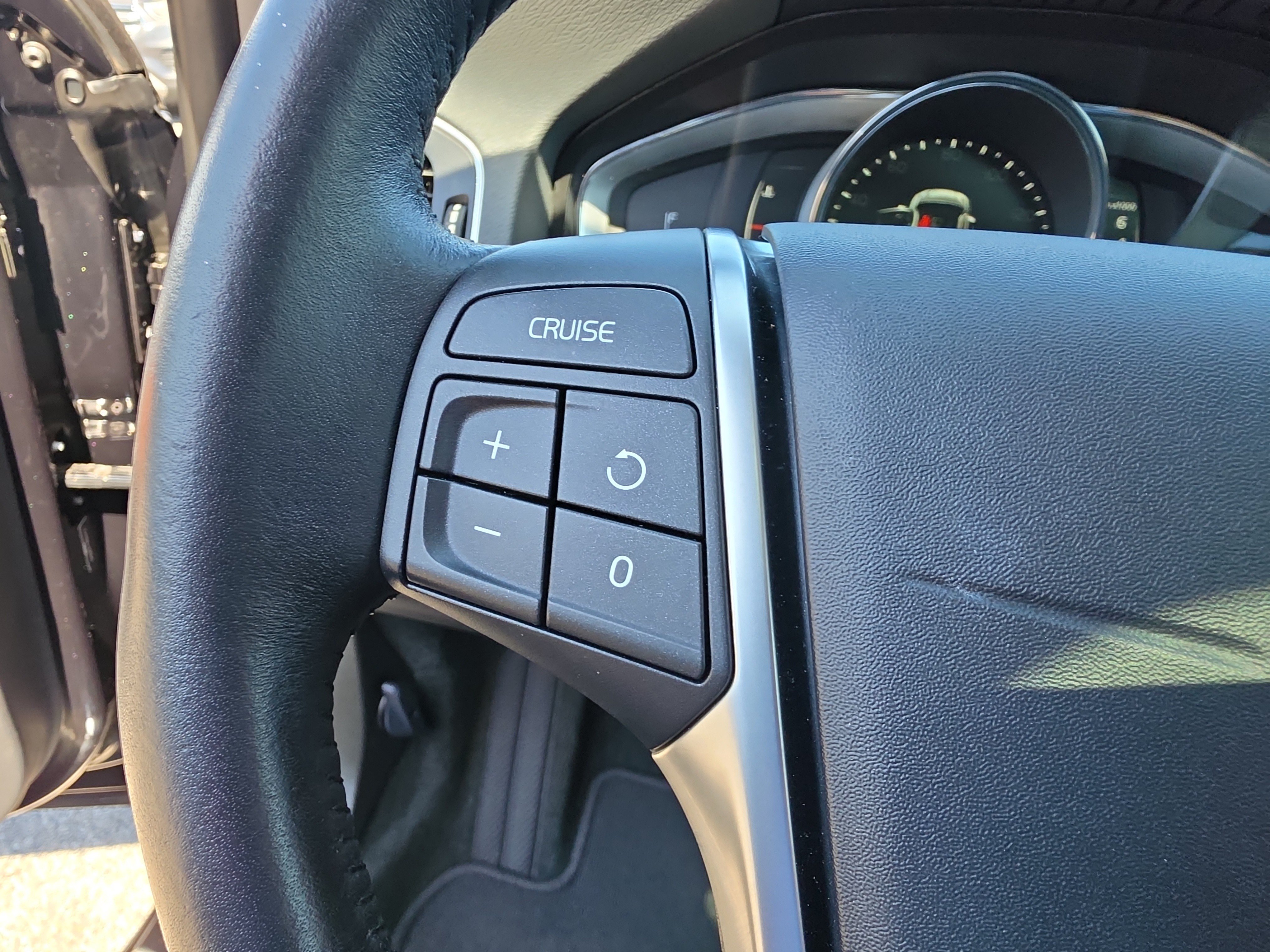 Used 2018 Volvo S60 T5 Inscription FWD image 24