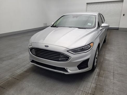 Used 2019 Ford Fusion SEL image 15
