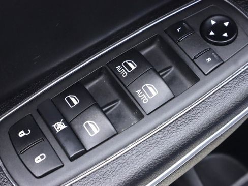 Used 2021 Dodge Charger SXT w/ Leather Interior Group image 26