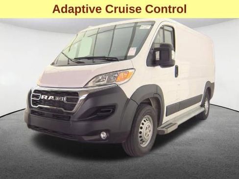 Used 2025 RAM ProMaster 2500 w/ U-Haul Equipment Group image 4