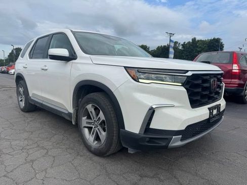 Used 2023 Honda Pilot EX-L image 8