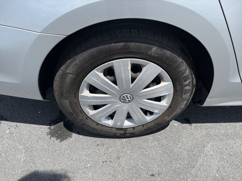 Used 2016 Volkswagen Jetta S FWD image 11