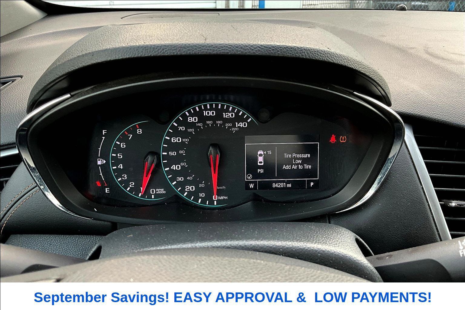 Used 2018 Chevrolet Trax LT w/ LT Convenience Package FWD image 12
