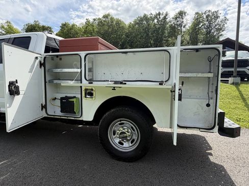 Used 2021 Ford F350 XL w/ Power Equipment Group AWD/4WD image 6