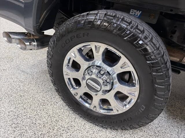 Used 2021 Ford F250 Lariat w/ Lariat Ultimate Package AWD/4WD image 52