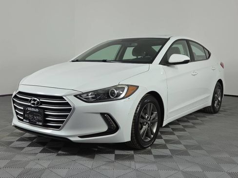 Used 2018 Hyundai Elantra Value Edition w/ Cargo Package FWD image 3
