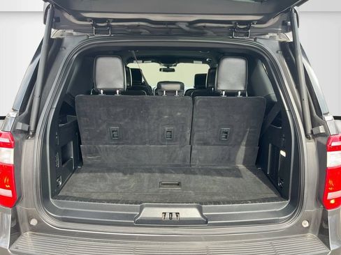 Used 2021 Ford Expedition XLT RWD image 25