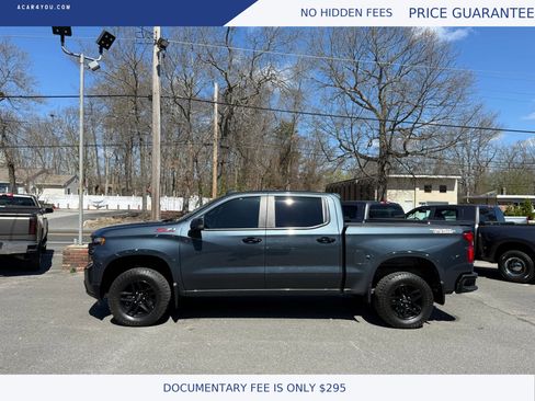 Used 2019 Chevrolet Silverado 1500 LT Trail Boss image 2