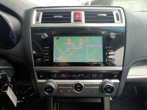 Used 2016 Subaru Outback 2.5i Premium image 17