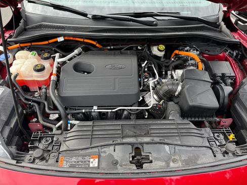 Used 2020 Ford Escape Titanium FWD image 20