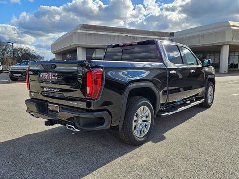New 2026 GMC Sierra 1500 Denali w/ Technology Package image 6