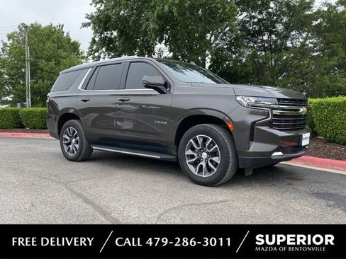 Used 2021 Chevrolet Tahoe LT w/ LT Signature Package AWD/4WD image 1