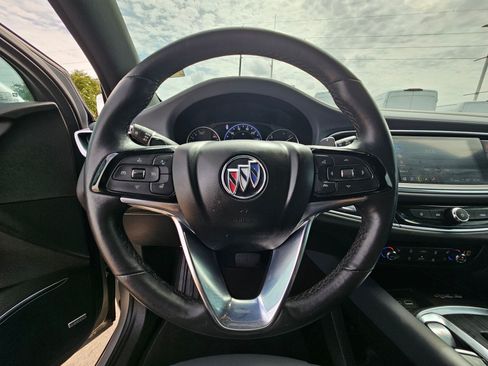 Used 2022 Buick Enclave Premium w/ Experience Buick Package FWD image 16