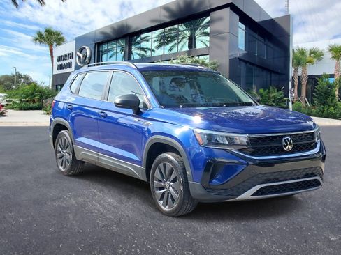 Used 2023 Volkswagen Taos S FWD image 3