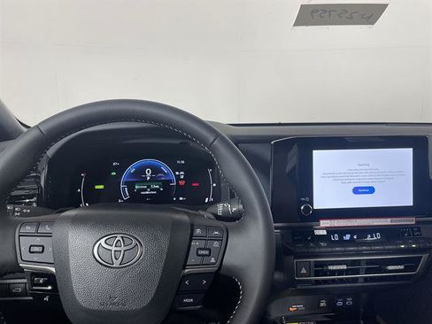 New 2026 Toyota Camry SE w/ Convenience Package AWD/4WD image 15