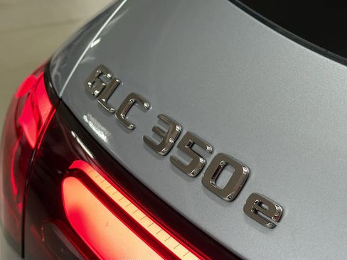 New 2025 Mercedes-Benz GLC 350e 4MATIC image 9