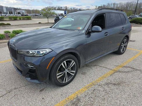Used 2020 BMW X7 xDrive40i w/ M Sport Package image 2