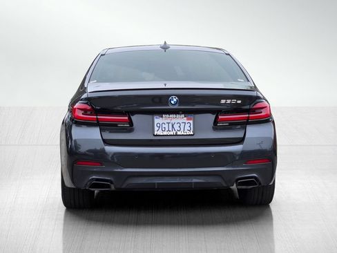 Used 2023 BMW 530e w/ M Sport Package RWD image 5