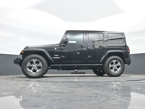 Used 2016 Jeep Wrangler Unlimited Sahara w/ Max Tow Package image 27
