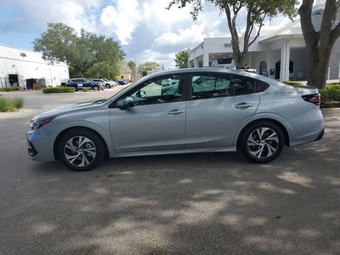 Used 2024 Subaru Legacy Premium AWD/4WD image 2