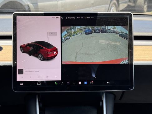 Used 2018 Tesla Model 3 Long Range RWD image 25