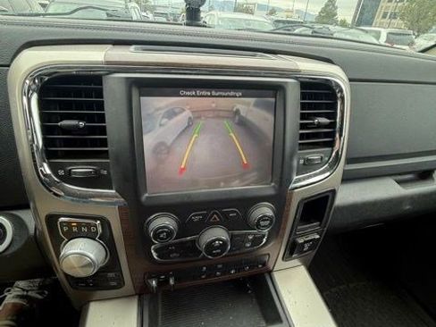 Used 2014 RAM 1500 Laramie w/ Convenience Group AWD/4WD image 16