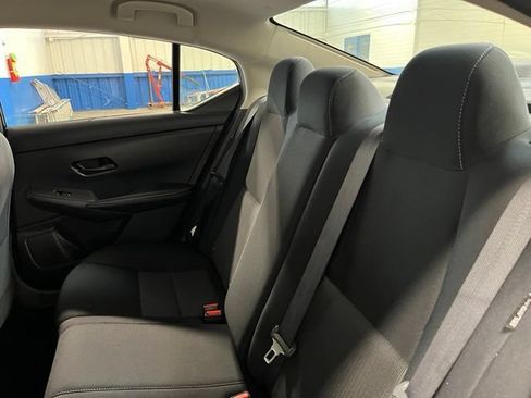 Used 2024 Nissan Sentra SV FWD image 19
