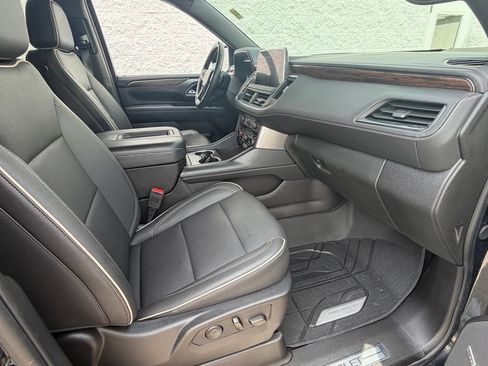 Used 2023 Chevrolet Tahoe Premier AWD/4WD image 9